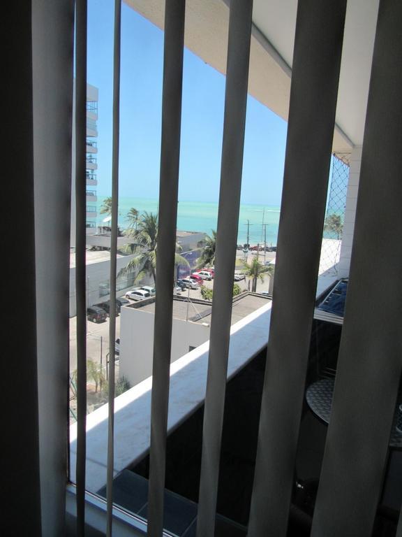 Ponta Verde Flat